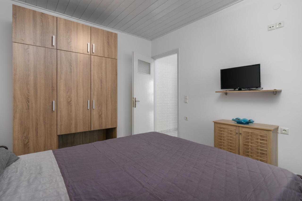 Apartamento Wood And Stone Adamantas  Exterior foto